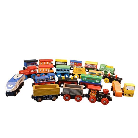 Lot of 21 Thomas The Tank & Misc. Trains & Engines Rail Cars Mixed Wooden Toys - Picture 1 of 8